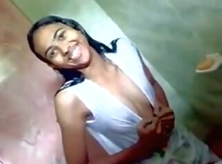 indian legal age teenager 18+ in shower with her bf