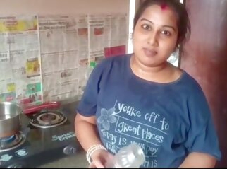 Sasur Ne Kichen Mein Bahu Ko Chudai Ki